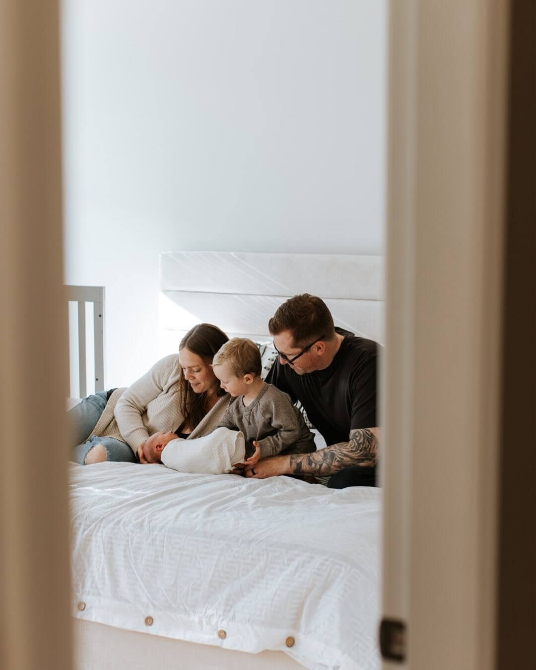 Happy New Year to everyone!! I’m looking at the date of my last post and realizing it’s been almost a year since I last shared anything here. My almost one-year-old baby I just rocked to sleep was only a month old at the time! 

This last year with my little guy has gone by so fast, and it’s given me an even deeper appreciation for photos. I look back at images from even just a few months ago and get teary-eyed thinking about how much he’s changed, and how much I already miss that version of him that I’ll never get back — even though I know there are so many beautiful versions still to come.

People always say, you must have so many great photos of him from when he was a newborn, but the truth is I was too tired and overwhelmed most days to even think about picking up the camera. I’m so glad I pushed myself to do it when I could though, because it makes the few images I do have that much more meaningful. 🤍

It felt fitting that my first post back would be from one of my favourite newborn sessions since becoming a mother myself! Things are about to get more emotional around here I can tell 😂