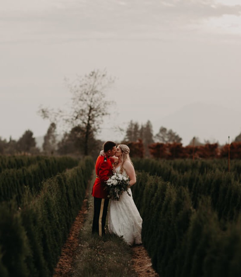 shelbys pond wedding